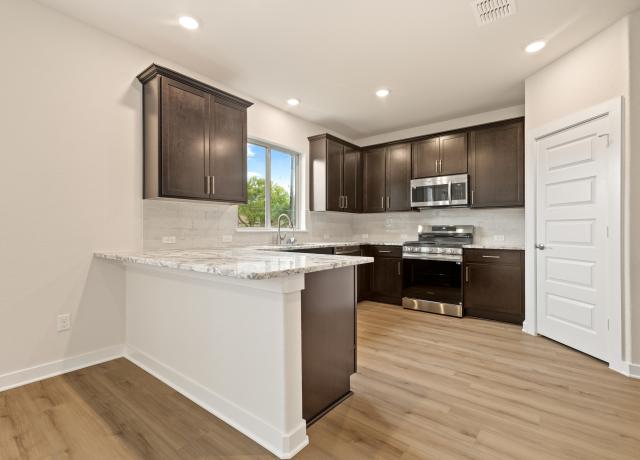 170 Vertex Loop Island