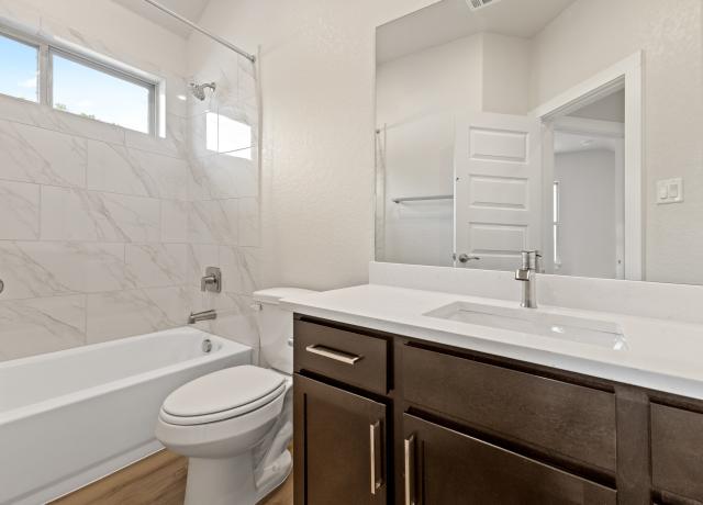 170 Vertex Loop bathroom 