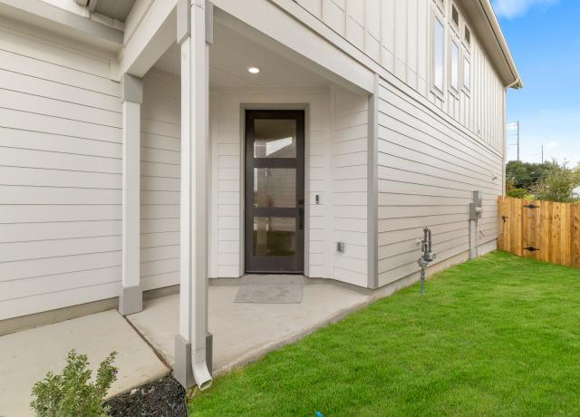 170 Vertex Loop Front porch