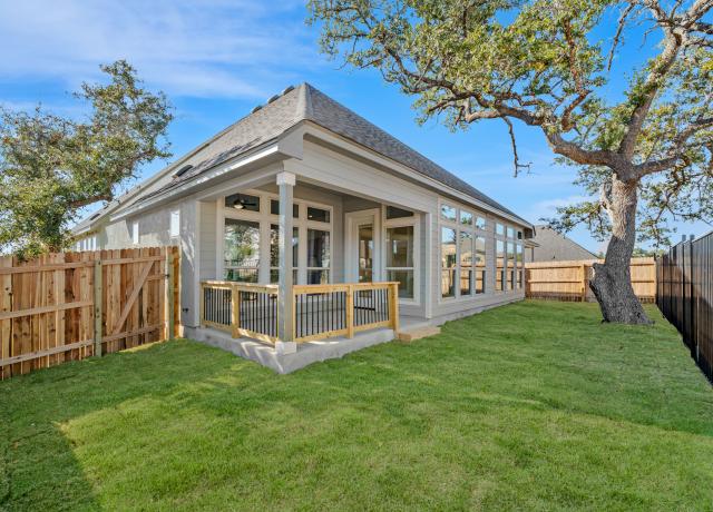 2986 McKinnie Park backyard 